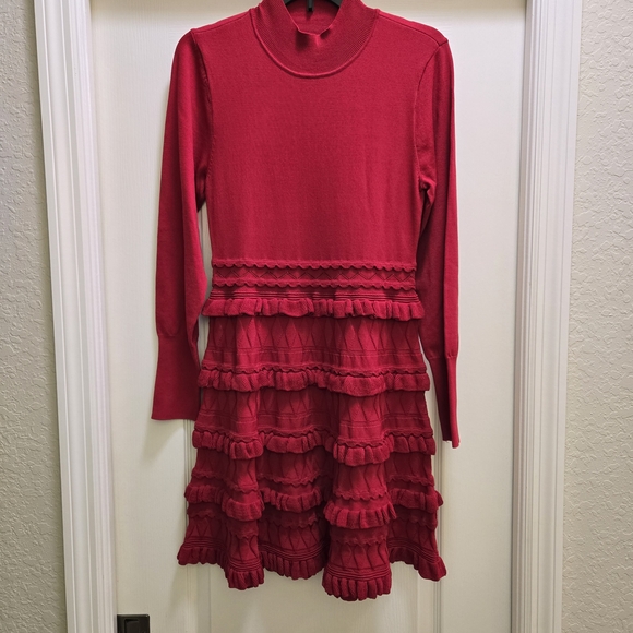 Marchesa Dresses & Skirts - Muse By Marchesa Elegant Red Ruffled Dress